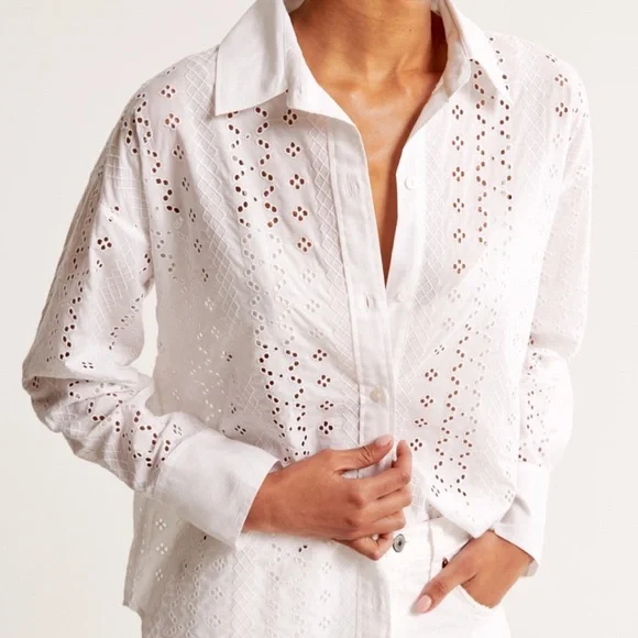 Abercrombie Eyelet Embroidered Button Up Blouse White Oversized XS - Picture 1 of 9